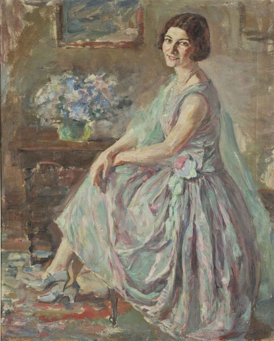 Lady in Interior - Flora Karavia Thaleia